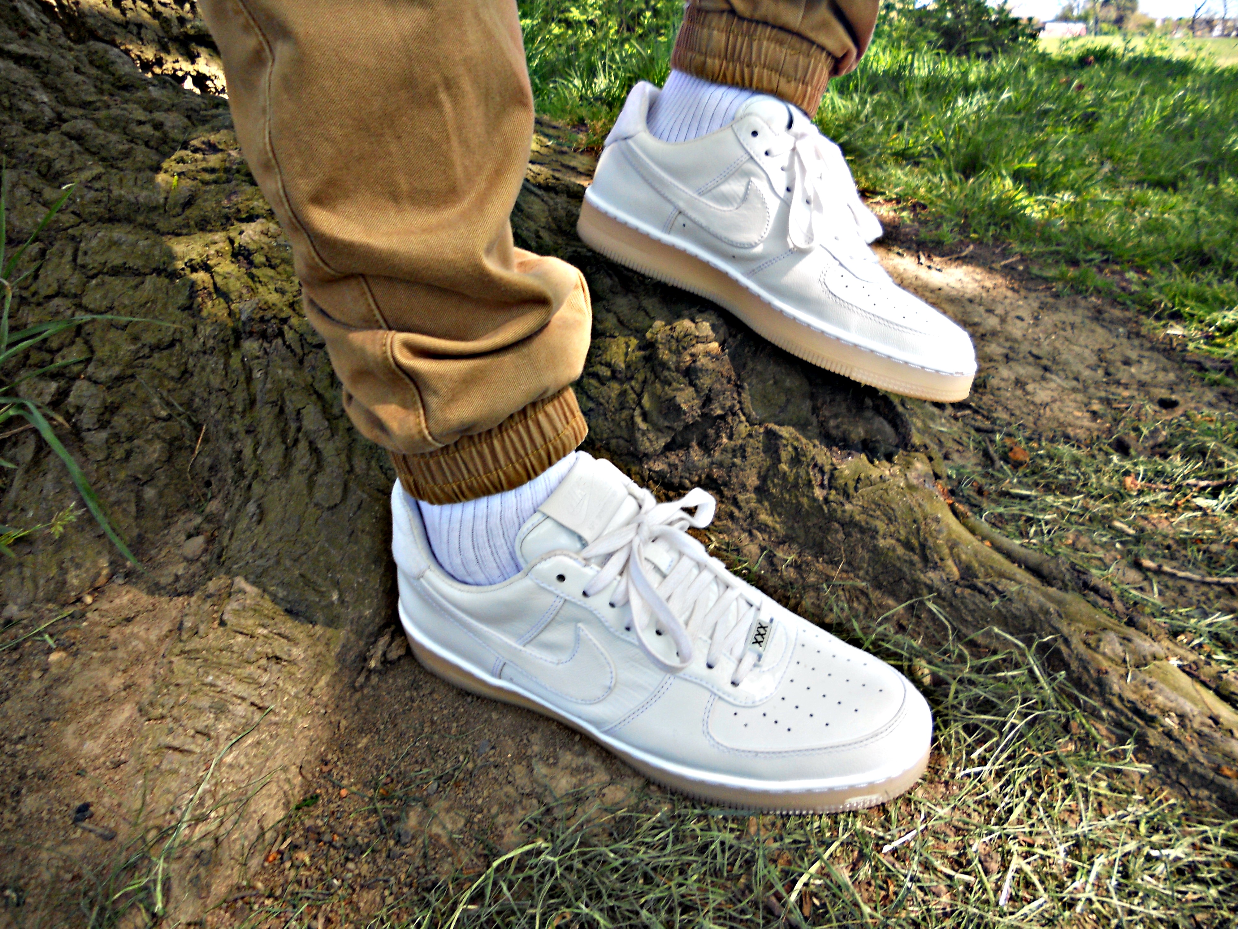 nike air force 1 90s style